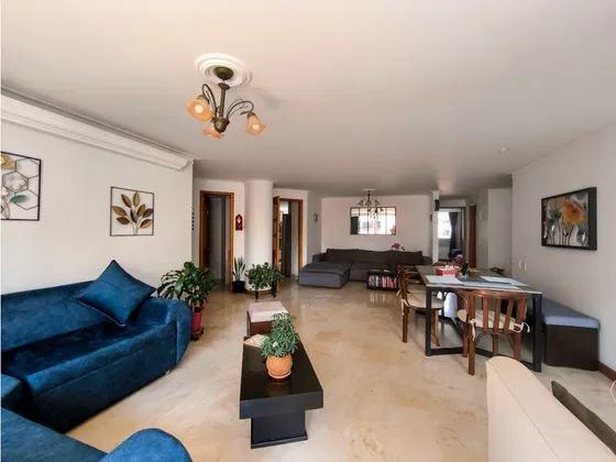 Apartamento En Laureles Cerca Santa Teresita