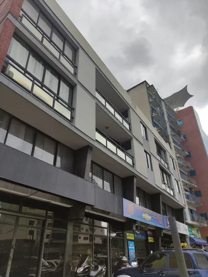 Los Dos Caminos Oficina De 50 M2 En Alquiler