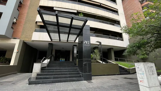 Departamento En  Laprida Al 700