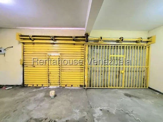 Local Comercial En Alquiler En Barquisimeto Cll 41 Posee Baños Deposito Facil Acceso Y Alto Trafico Vehicular Y Peatonal Cod 25 18591 Contactame Soy Gabi Irastorza                                     