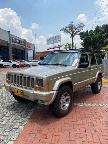 Jeep Cherokee 4.0 Laredo