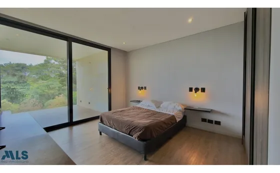 Hermosa Casa En El Alto De Las Palmas(mls#254088)