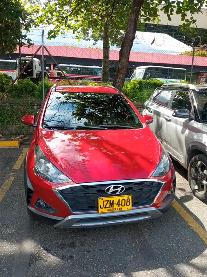 Hyundai Hb20x...1.6 Gravity