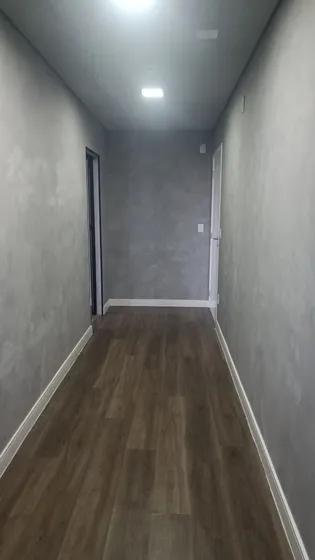 Sala Comercial 46,00 M2, Ar Condicionado E Duas Vagas De Gar