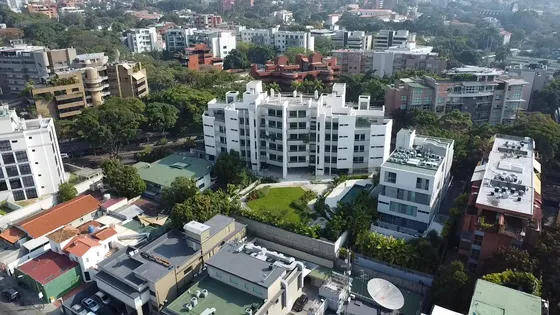 En Venta Espectacular Triplex De Lujo | Piso 3, Residencias 101 | La Castellana | 472m2 | Terraza | Vista Al Ávila | Pozo | 6 Pe | . Jlerp