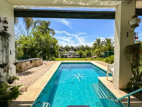Casa En Alquiler De 10 Ambiente En Barrio Nautico San Juan Villanueva, Tigre