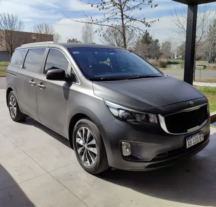 Kia Carnival 2.2 CRDi Premium