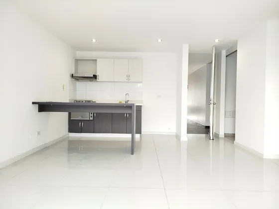 Arriendo Apartamento En Suramerica