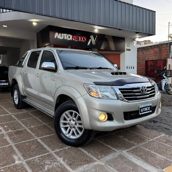 Toyota Hilux Pick-up 3.0 Cd Srv 171cv 4x2 - B3