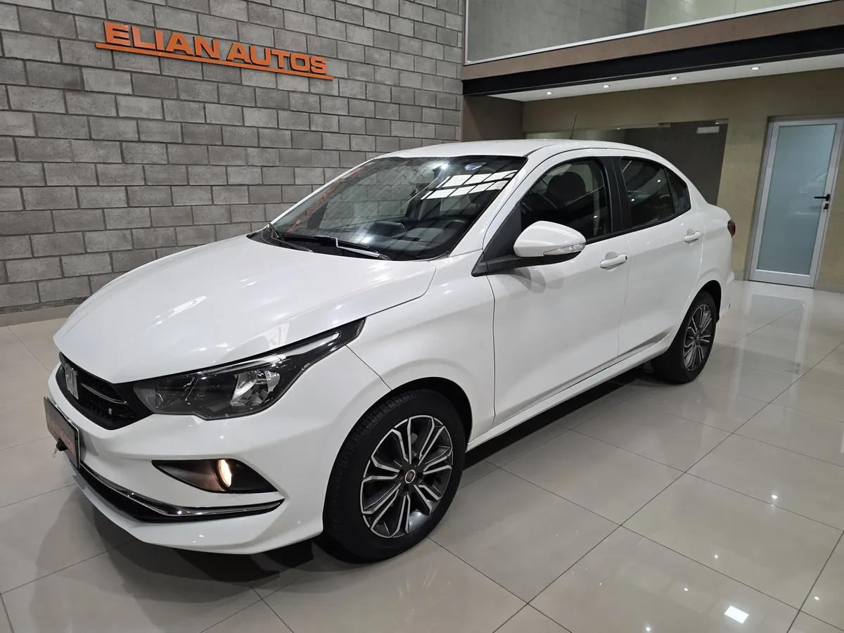 Fiat Cronos 1.8 16v Precision