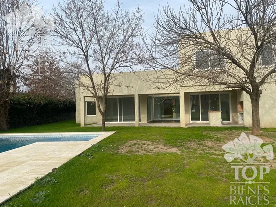 Casa En  Venta Haras Santa María Escobar