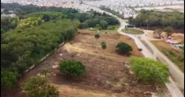 Solares En La Jacobo Majluta