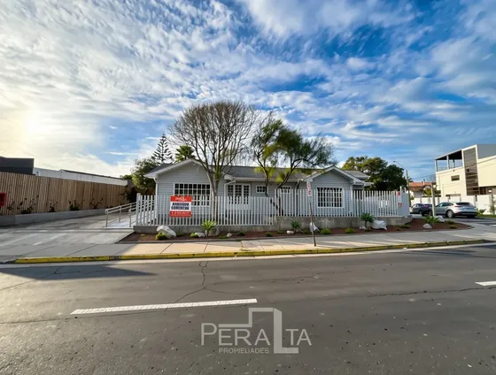 123m² (local 1) Oportunidad Comercial En Bosques De Montemar