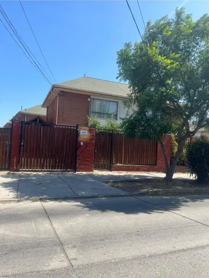 Arriendo Casa En Conjunto Habitacional El Olivar Ii, Maipú