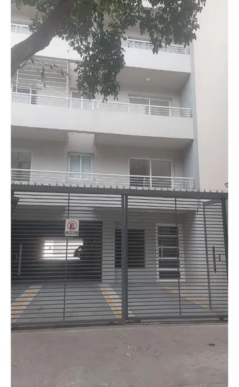 Depto En Venta Luminoso 2 Ambientes Con Guarda Coche Y Baulera A Estrenar