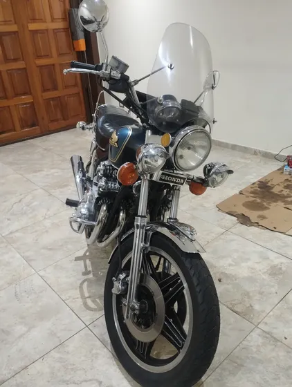 Honda Cb750 Custom