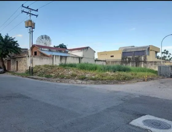 Yannet Inmuebles Vende Terreno En Esquina En Prebo Iii Cerca De La Iglesia San Antonio