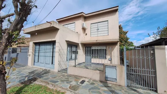 Venta Casa 4 Amb Paso Del Rey Coch Parq Quin
