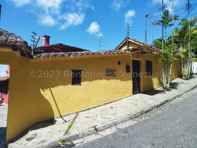 1.180m2 De Terreno Y 458m2 Constucción En Oripoto, Jardines Amplios, Áreas Verdes, Seguridad Mls#24-3469