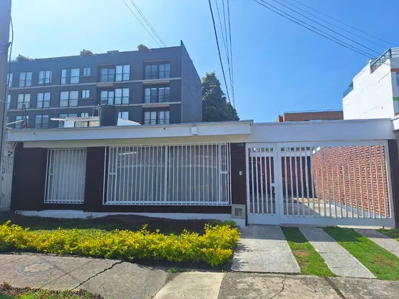 Se Vende Casa En Nuevo Country
