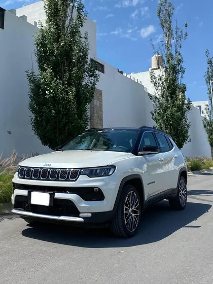 Jeep Compass 1.3t Altitude Fwd At6