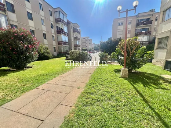 Viña Del Mar, Quinta Vergara. Departamento De 77 M2.