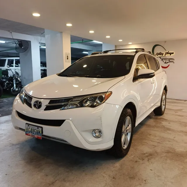 Toyota Rav4 Xle .