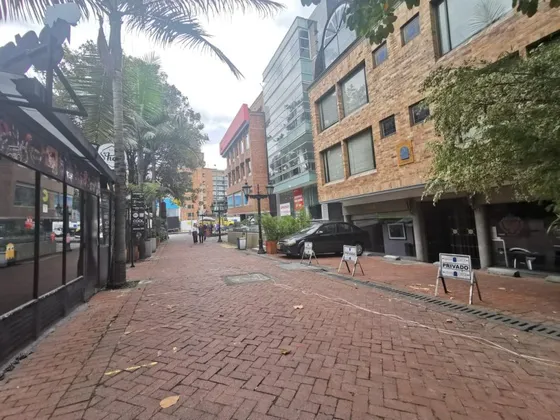 Venta De Edificio En El Retiro