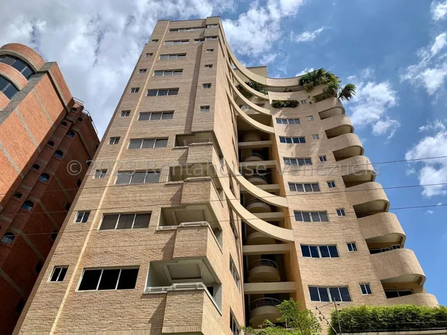 Apartamento En Venta Urbanizacion La Soledad, Maracay Estado Aragua. Brm