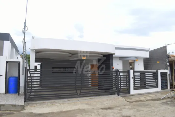 Casa De Un Nivel En Venta, Santiago (hfc-235)