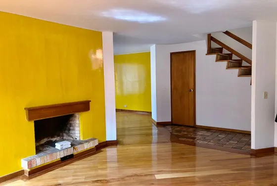 Casa En Venta En Usaquén. Cod V1273