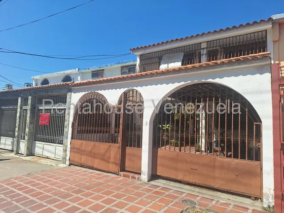 Oportunidad De Comprar Casa Económica En Venta De Dos Plantas Bien Ubicada Pales Al Día Dos Casa En Una Lista Para Mudarse Nela 25-12564