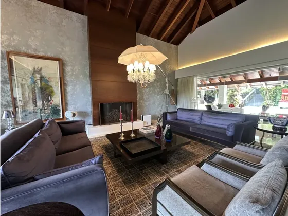 Vendo Casa En Calle Cerrada 2362m2 Alto Hatillo 0896