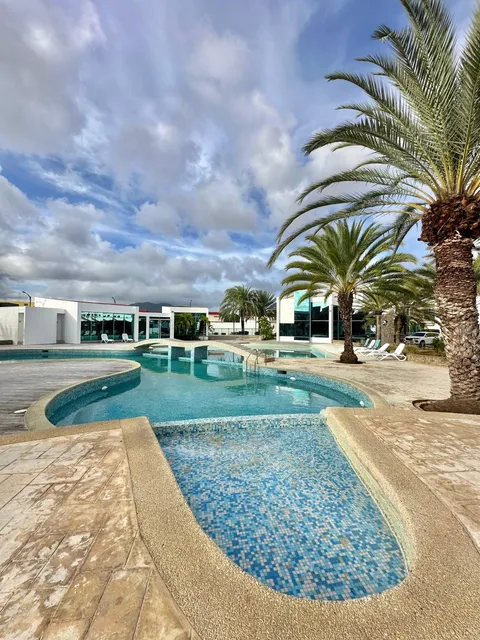 Th Obra Blanca Majestic Village