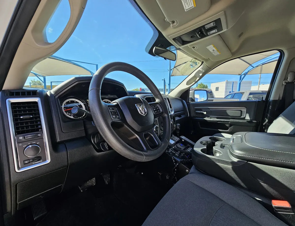 Dodge Ram 1500 2021 3.6 Cab. Doble