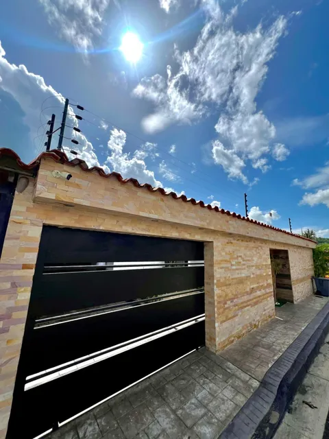 Casa En Venta En Conjunto Residencial Campestre La Cumaca San Diego Carabobo. St