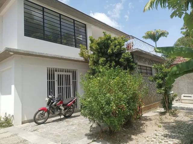 Se Alquila En La Floresta 2do Piso De Una Casa Wsuarez