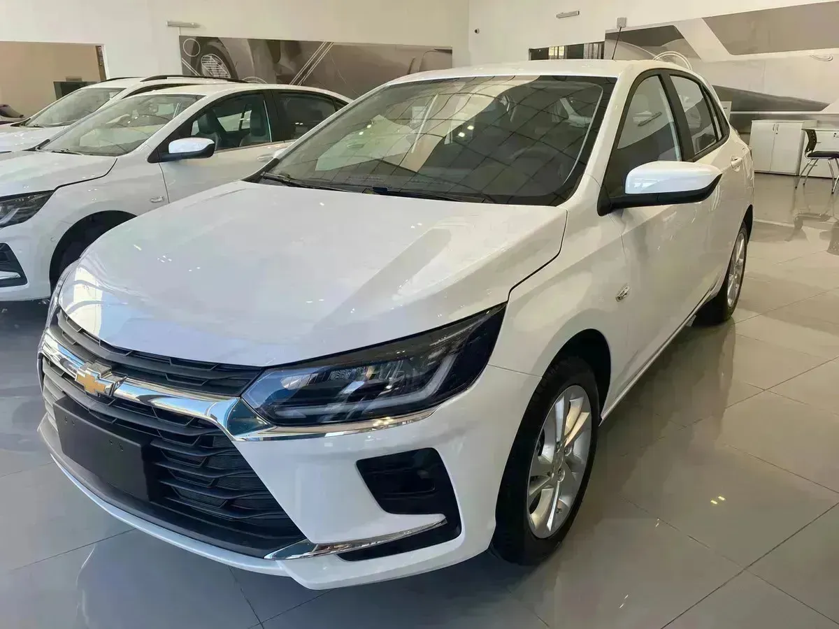 Chevrolet Onix Plus 1.0 Turbo LTZ AT