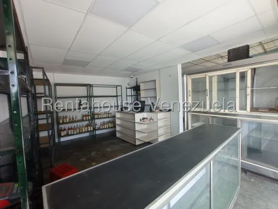 Dennymar, Alquila Excelente Local Comercial, Dispone De 120m2 Ubicado En Cabudare En Una Av Muy Transitada, Con Alta Seguridad Todos Los Servicios Básicos Ideal Para Tu Actividad Comercial B5a16897   