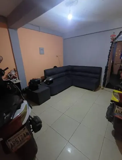 Casa Con Potencial Comercial En Venta - Av. Principal Sector 3, Ricardo Urriera, Solo Cliente, Fcaballero