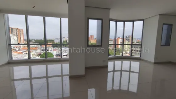 Oficina En Alquiler Zona Este Avenida Lara Barquisimeto Jrh 