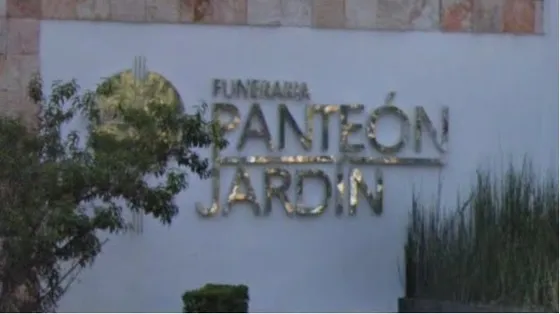 Venta Perpetuidad En Nuevo Panteón Jardín (dos Fosas)
