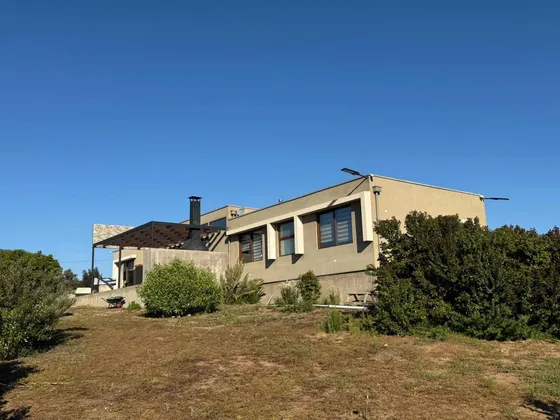 Se Vende Casa 4d+4b+3est Entre Maitencillo Y Horcón