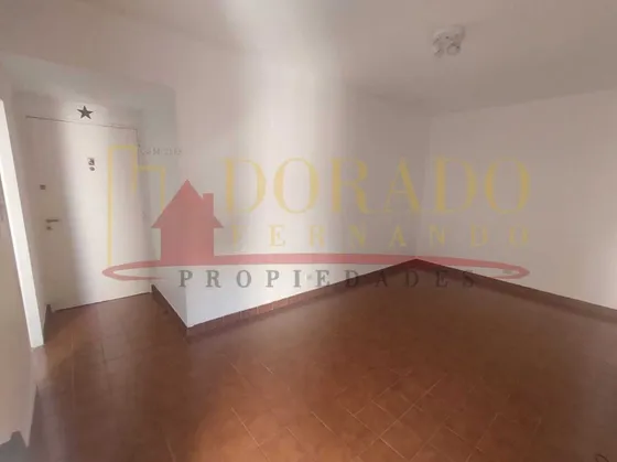 Departamento 2 Ambientes Sobre Avenida - Apto Credito