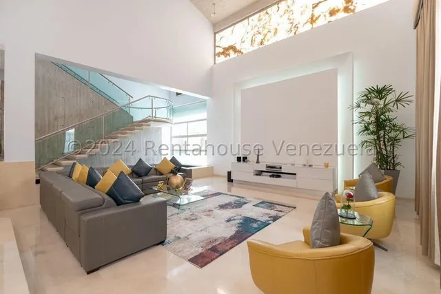 Leandro Manzano Casa En Venta, La Lagunita Country Club Mls #25-4584 As