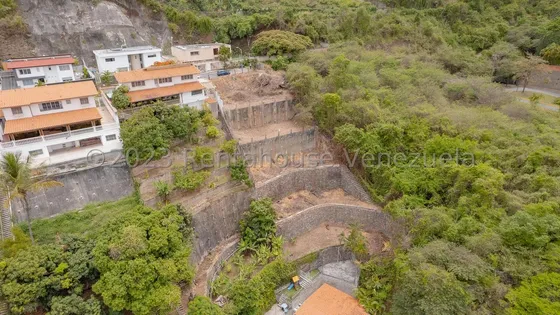 Se Vende Estratégico Terreno En Santa Fe Norte Mls 25-1437