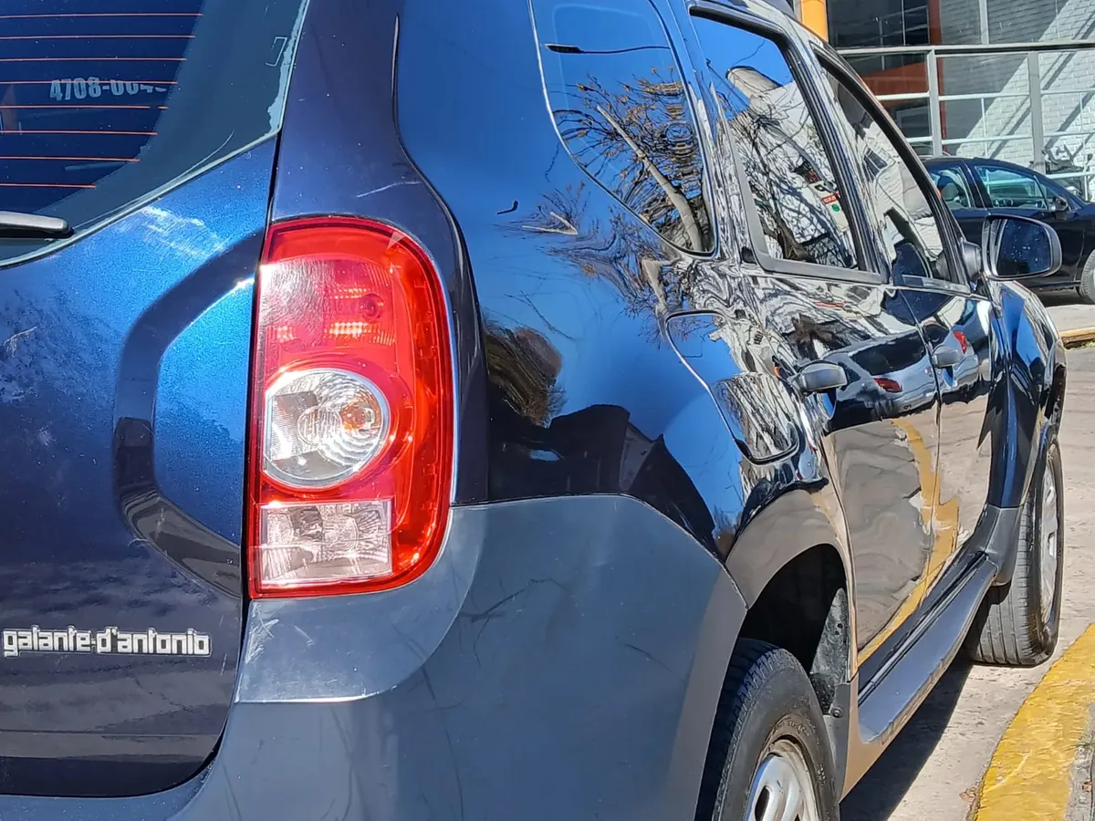 Renault Duster 1.6 4x2 Confort 110cv5436189182853324816