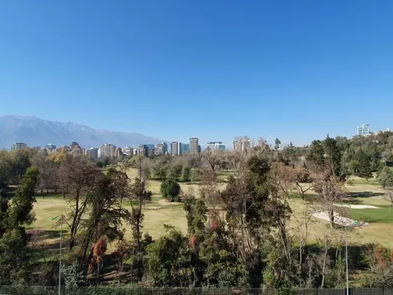 Departamento En Venta De 3 Dorm. En Vitacura / Club De Golf