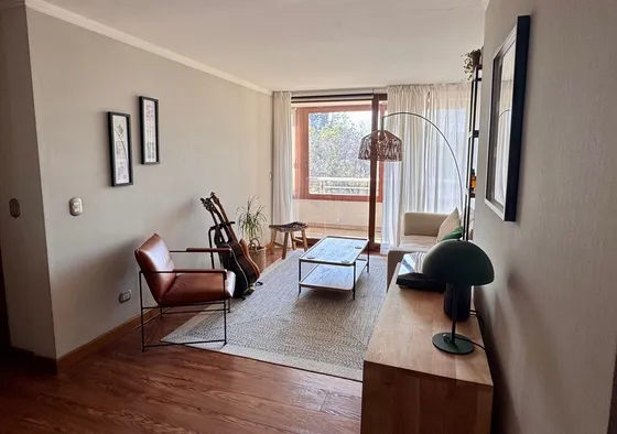 Departamento En Arriendo De 2 Dorm. En Las Condes