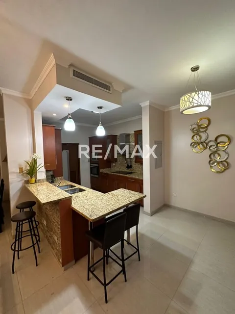 Casa Amoblada En Alquiler En Maracaibo